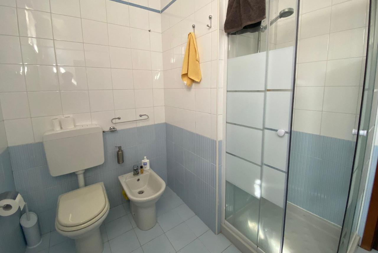 Apartment With Garden And Grill - Green Residence Sirmione Desenzano del Garda Exterior photo